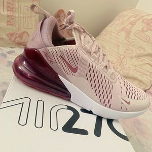 Nike Air Max 270